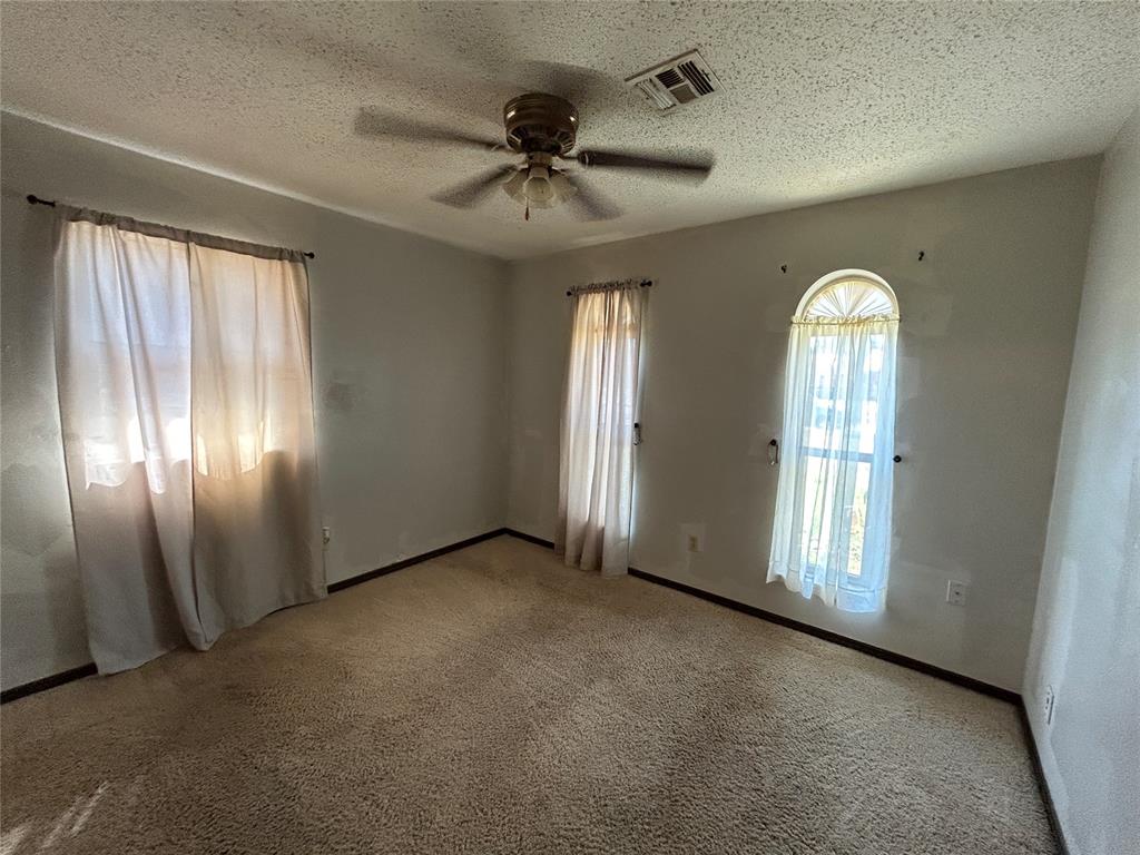 4125 Overland Drive Property Photo 9