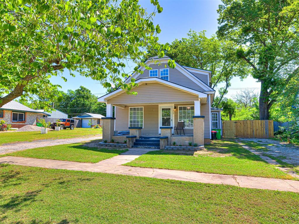 908 N Barta Avenue Property Photo 4