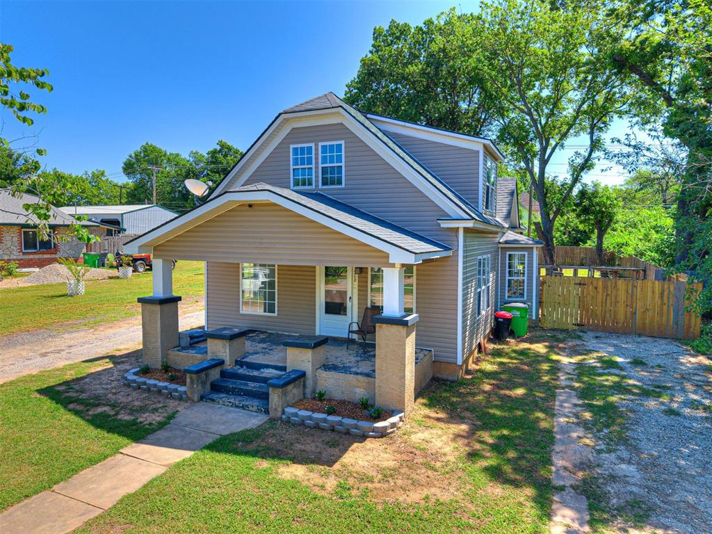 908 N Barta Avenue Property Photo 6