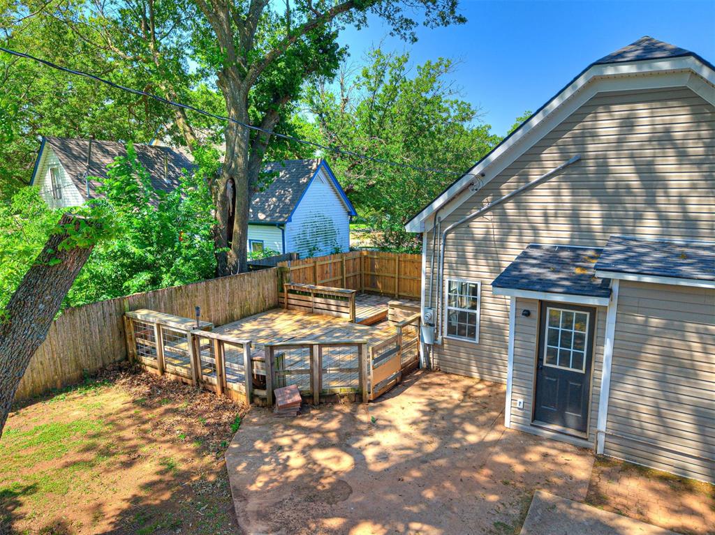 908 N Barta Avenue Property Photo 10