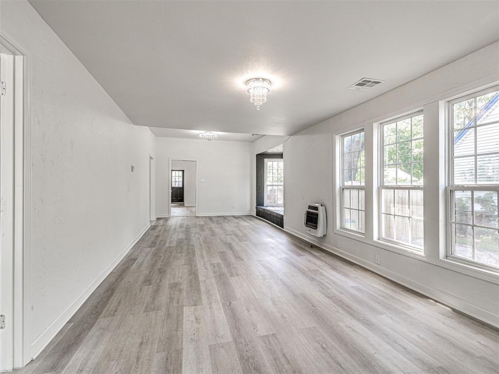 908 N Barta Avenue Property Photo 17