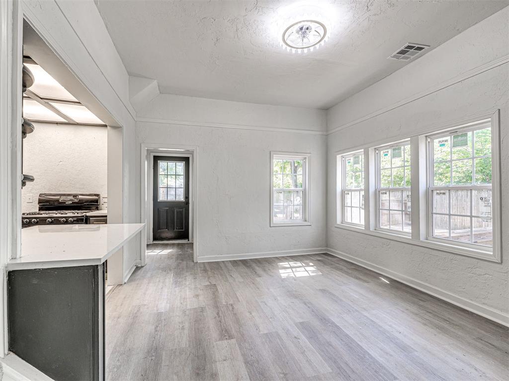 908 N Barta Avenue Property Photo 20