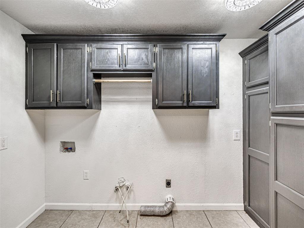 908 N Barta Avenue Property Photo 30