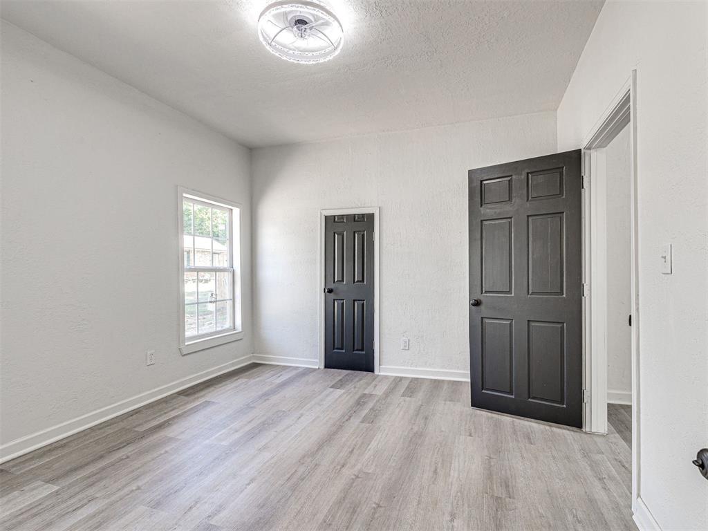 908 N Barta Avenue Property Photo 33