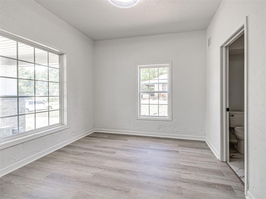 908 N Barta Avenue Property Photo 38