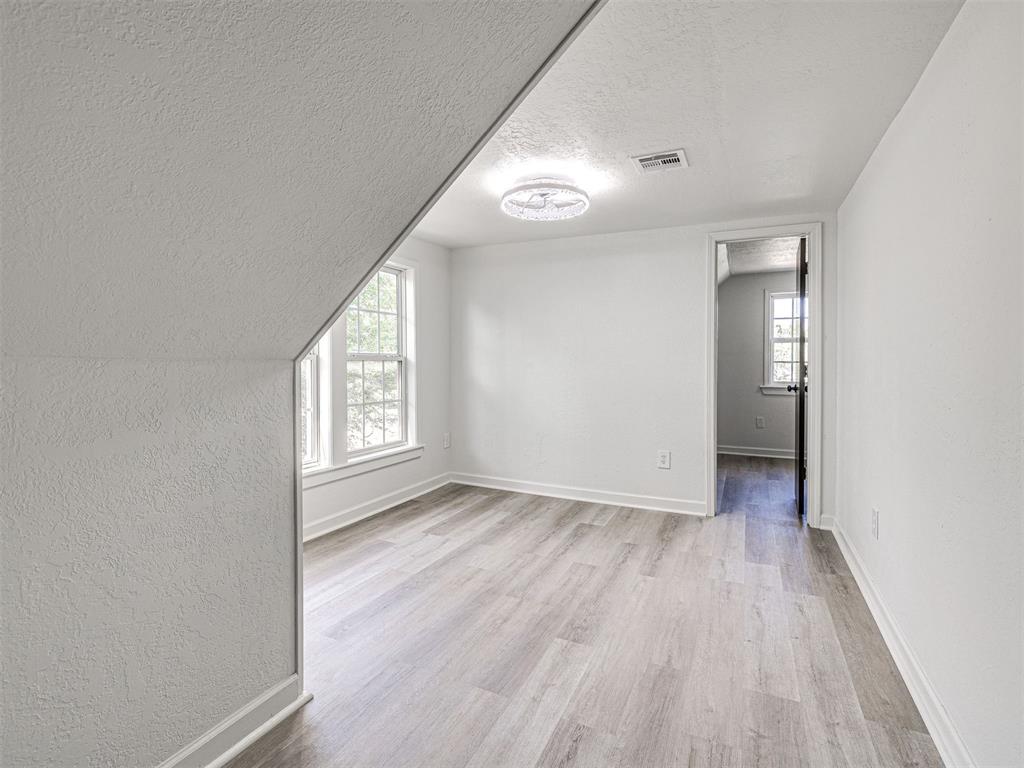 908 N Barta Avenue Property Photo 42
