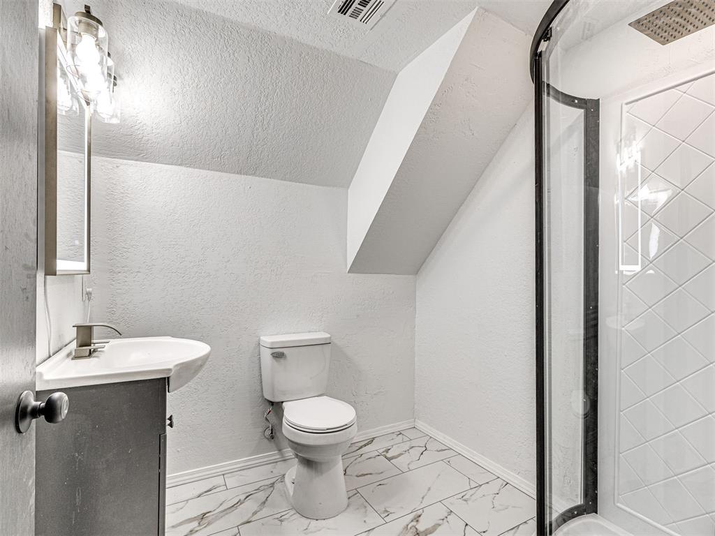 908 N Barta Avenue Property Photo 48