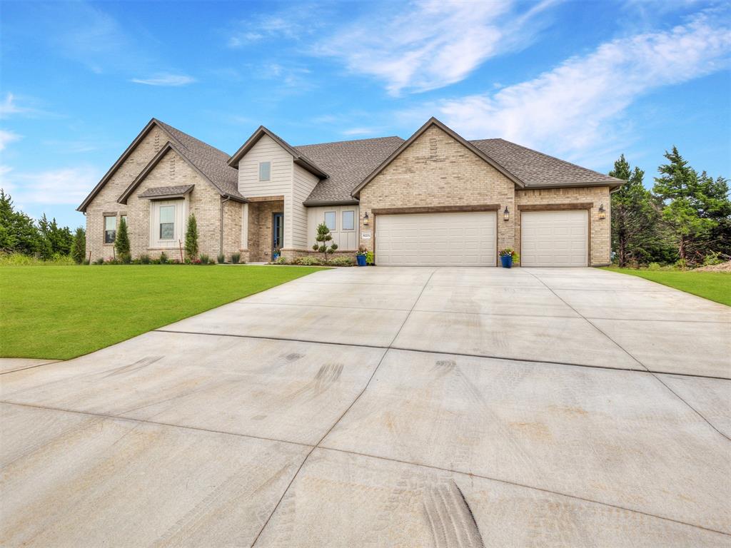 8224 Waxwing Way Property Photo 3
