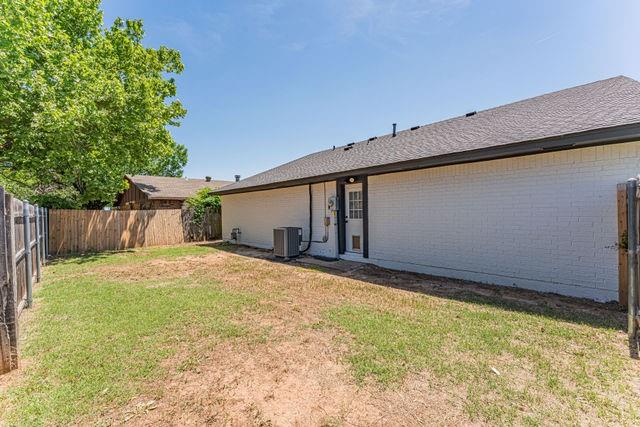 11008 Davis Street Property Photo 24