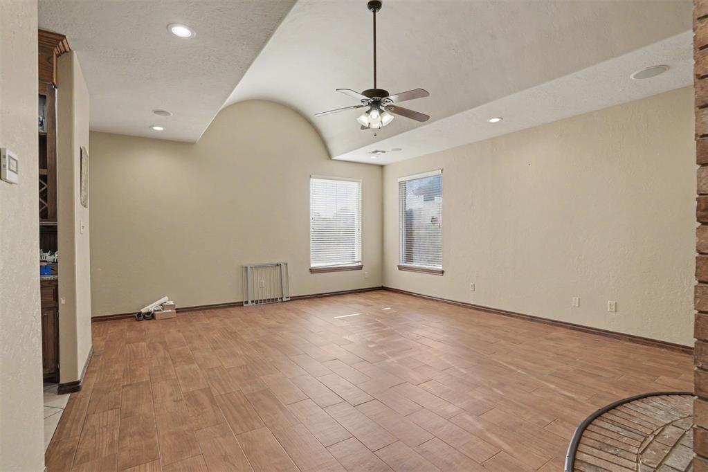 1504 Sw Brentwood Boulevard Property Photo 10