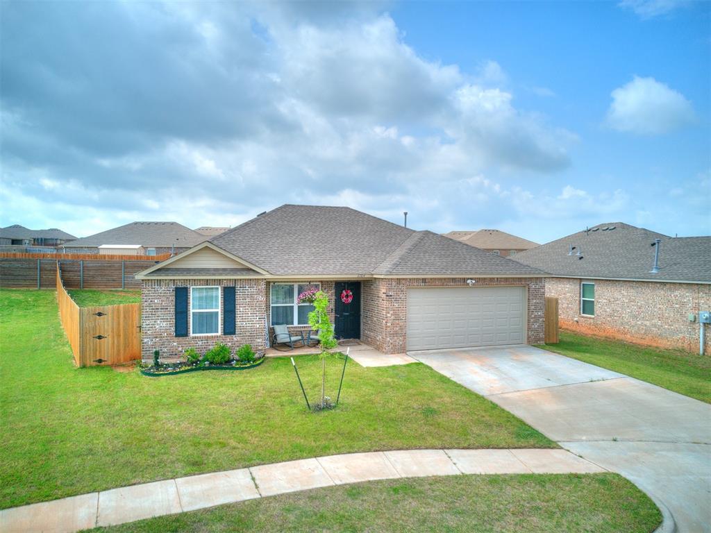 11704 NW 99th Terrace Property Photo 1