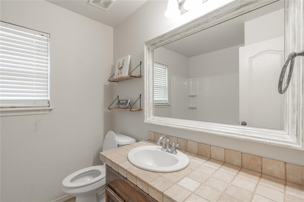 2504 Nw 180th Street Property Photo 20
