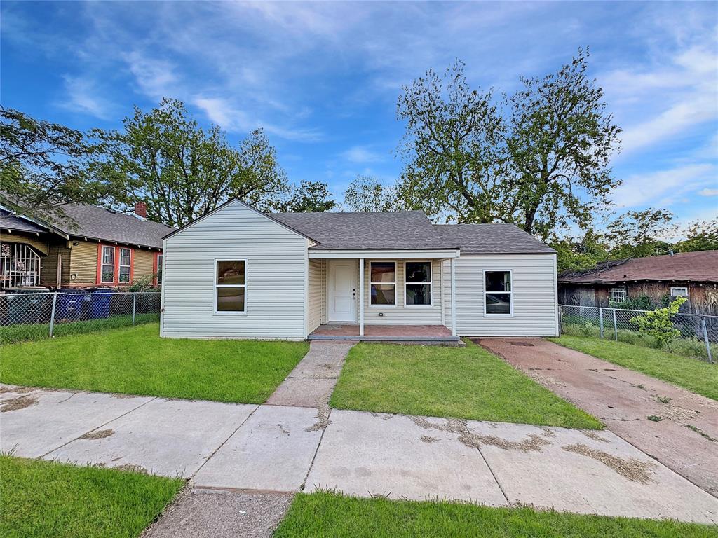 1226 S 1st Street Property Photo 1