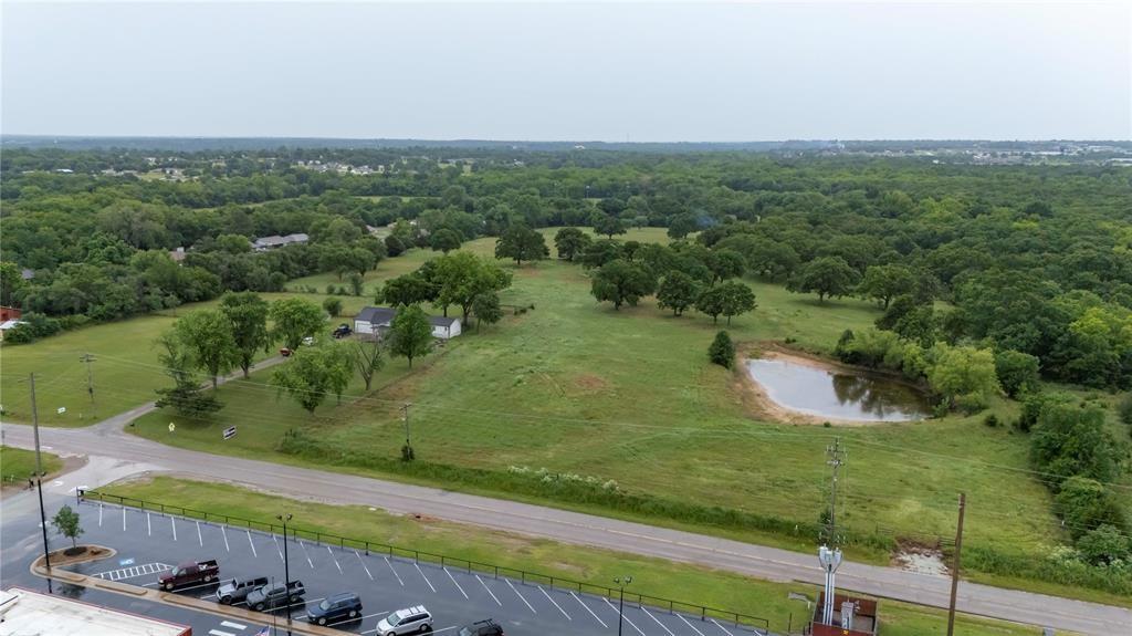 42501 Garretts Lake Road Property Photo