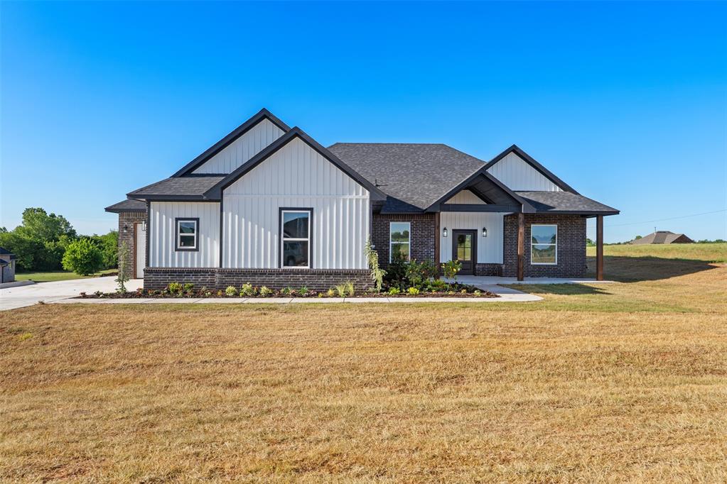 2443 Raven Circle Property Photo 1