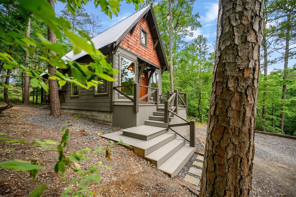 21 Sherwood Forest Lane