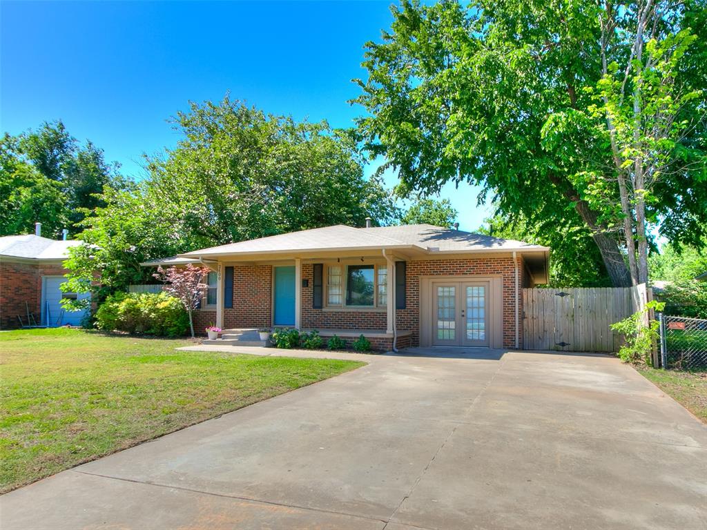 2100 Hasley Drive Property Photo 3