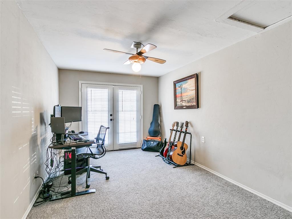 2100 Hasley Drive Property Photo 23