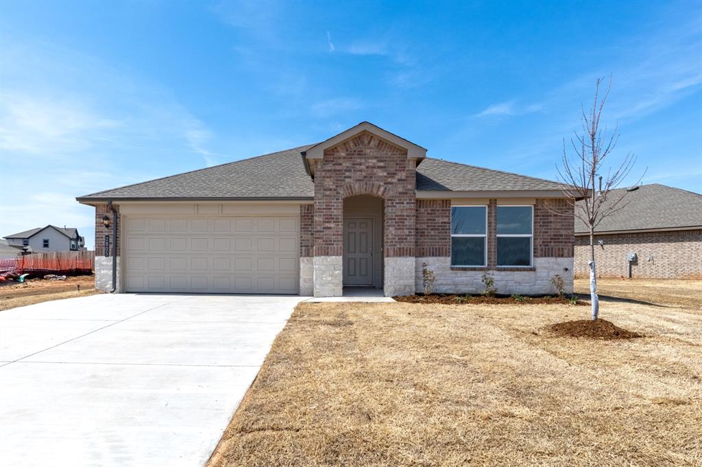 2933 Firefly Drive Property Photo 1