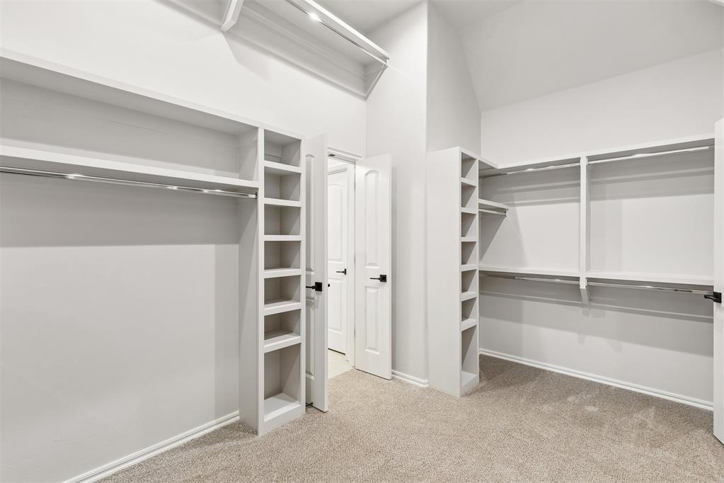 10721 Nw 154th Street Property Photo 26