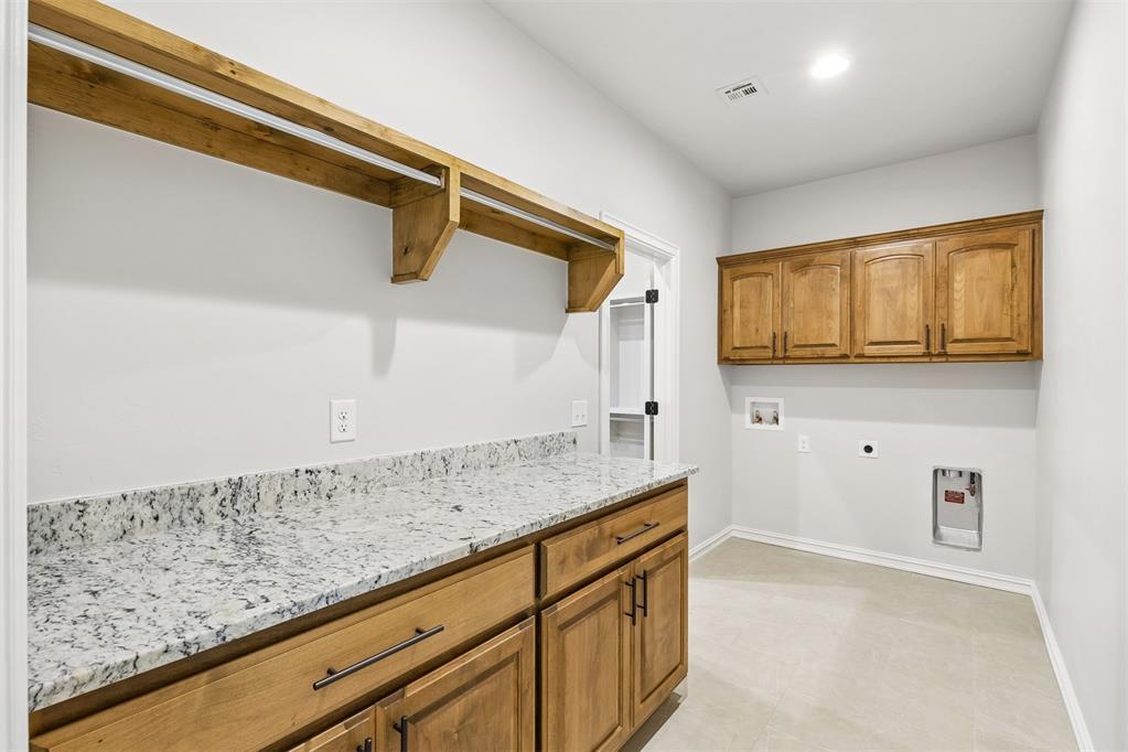 10721 Nw 154th Street Property Photo 27
