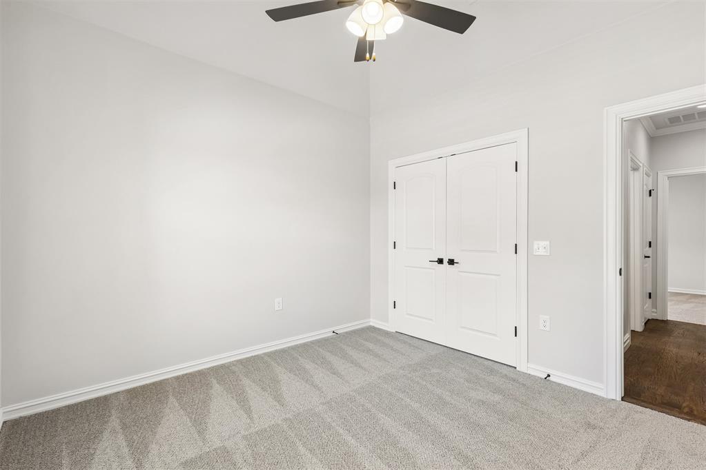 10721 Nw 154th Street Property Photo 29