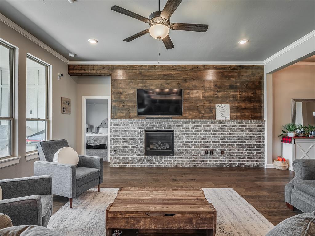 16112 Buffalo Drive Property Photo 10