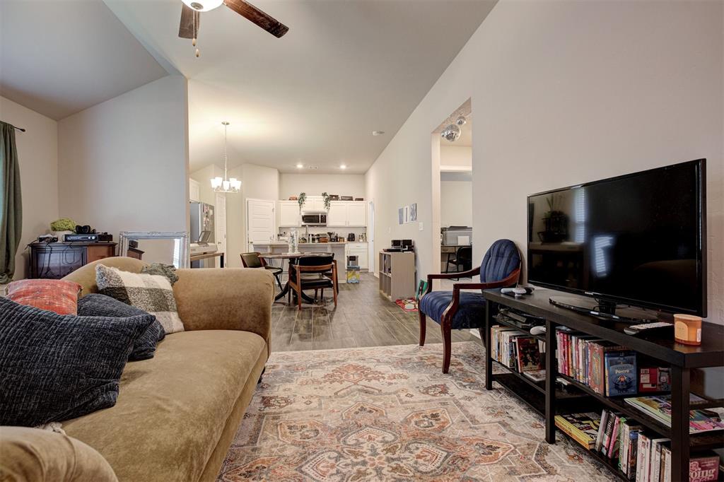 1301 Harvest Trail Property Photo 6