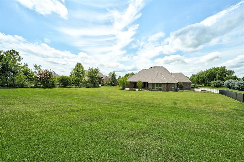 22090 White Pine Circle Property Photo 2