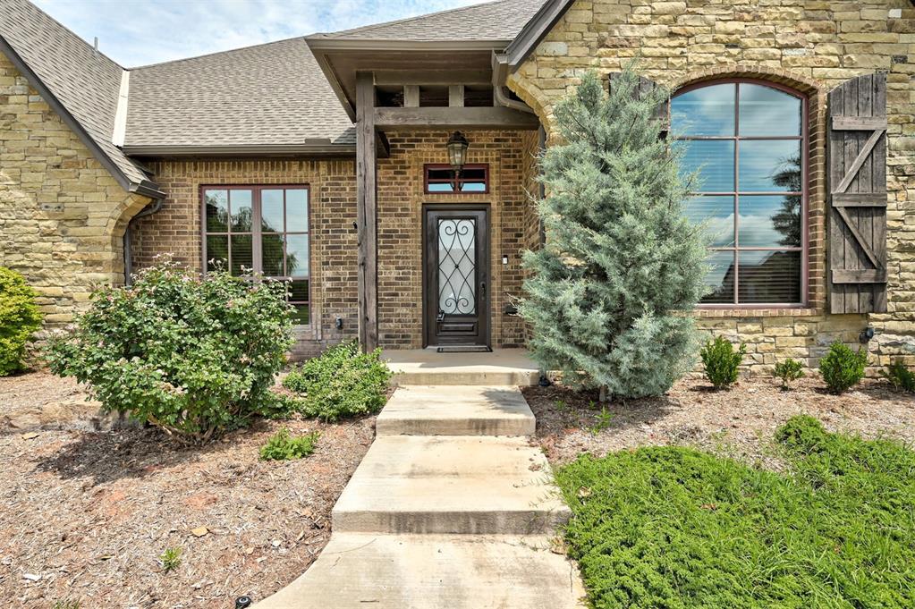 22090 White Pine Circle Property Photo 4