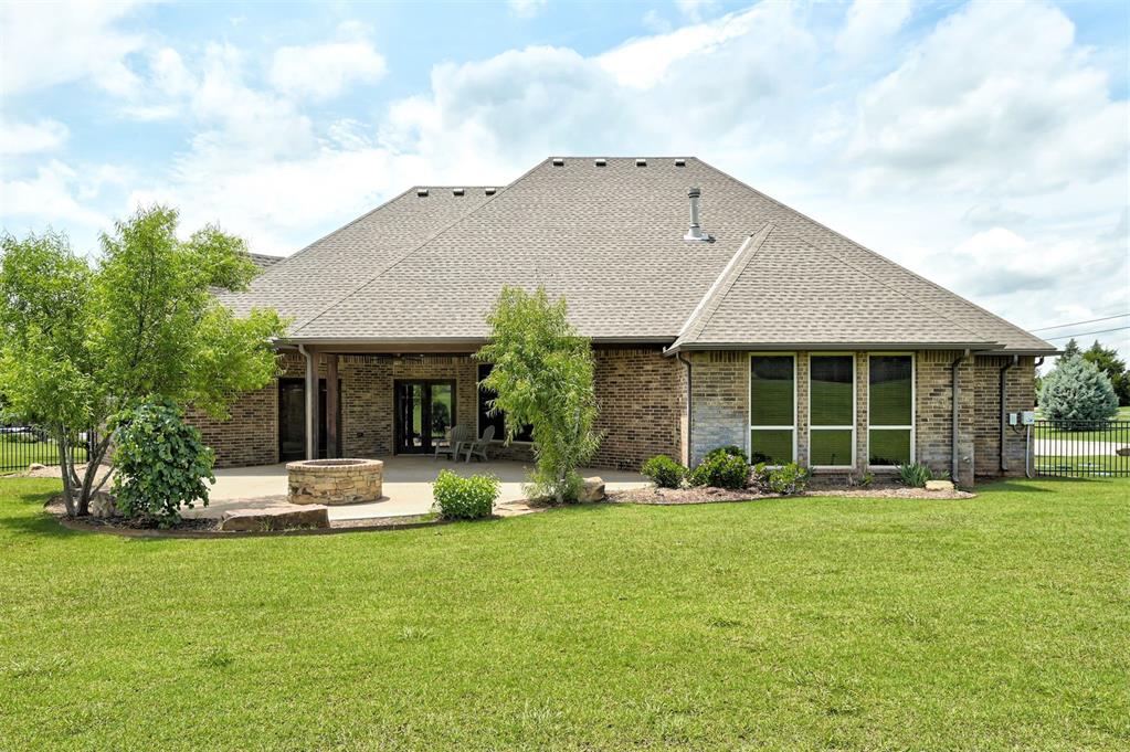 22090 White Pine Circle Property Photo 7