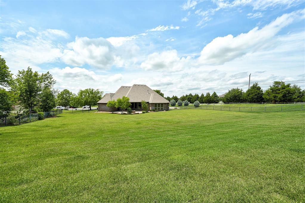 22090 White Pine Circle Property Photo 10