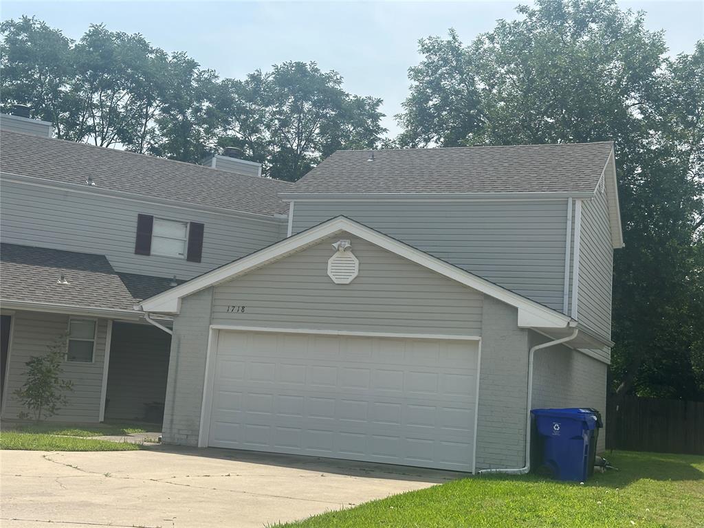 1718 Jennifer Circle Property Photo 1
