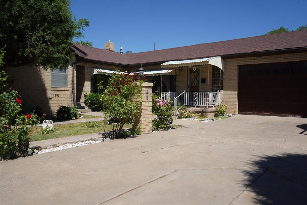 828 Nw 5th Street Property Photo 1