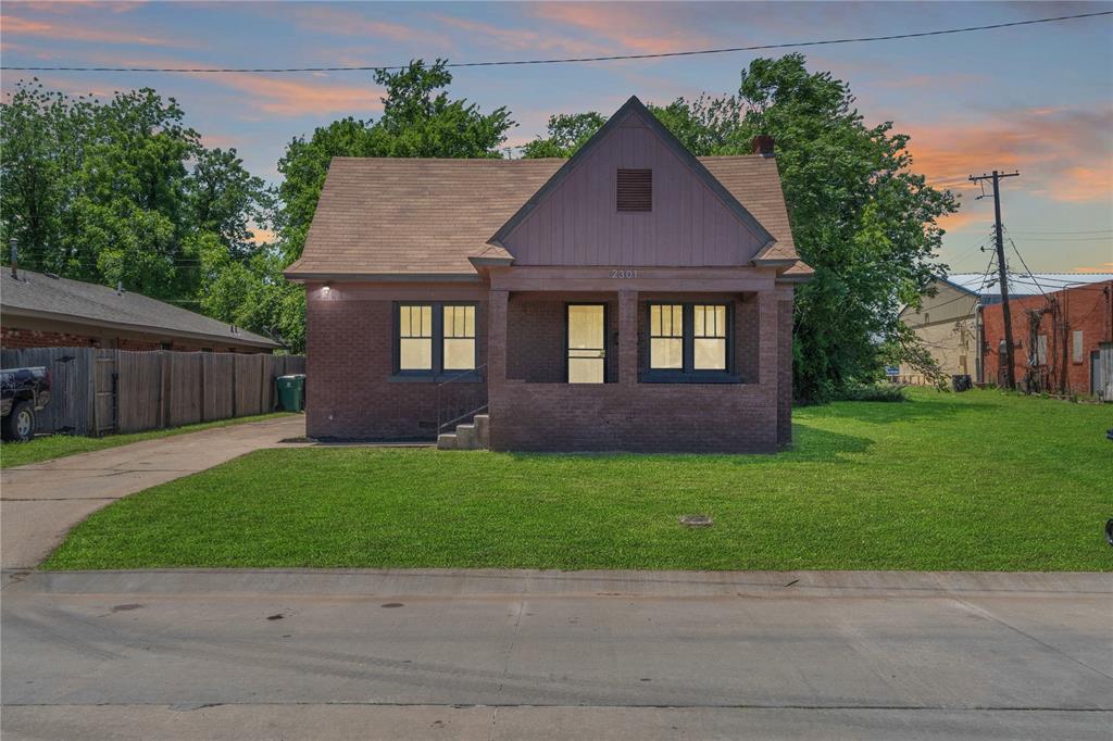 2301 N Kelham Avenue Property Photo