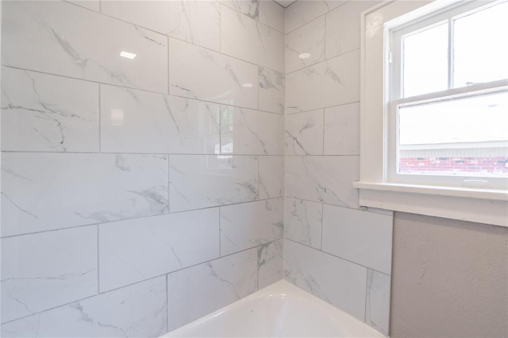 2301 N Kelham Avenue Property Photo 19