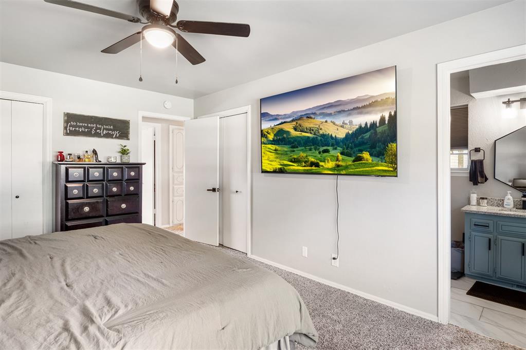 16 Clark Circle Property Photo 13