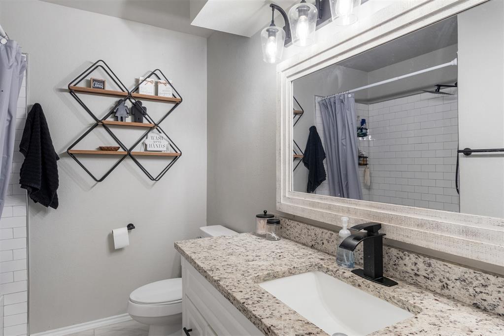 16 Clark Circle Property Photo 17