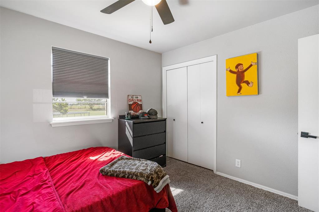 16 Clark Circle Property Photo 19
