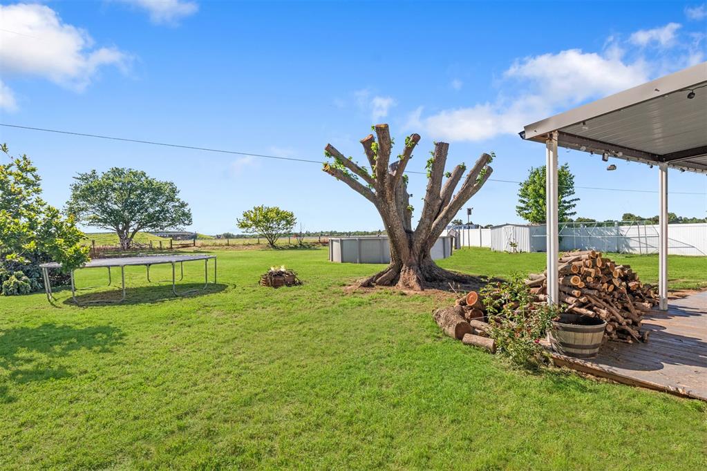 16 Clark Circle Property Photo 23