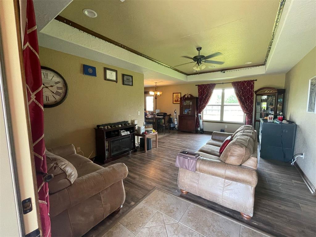103 Thurman Drive Property Photo 4