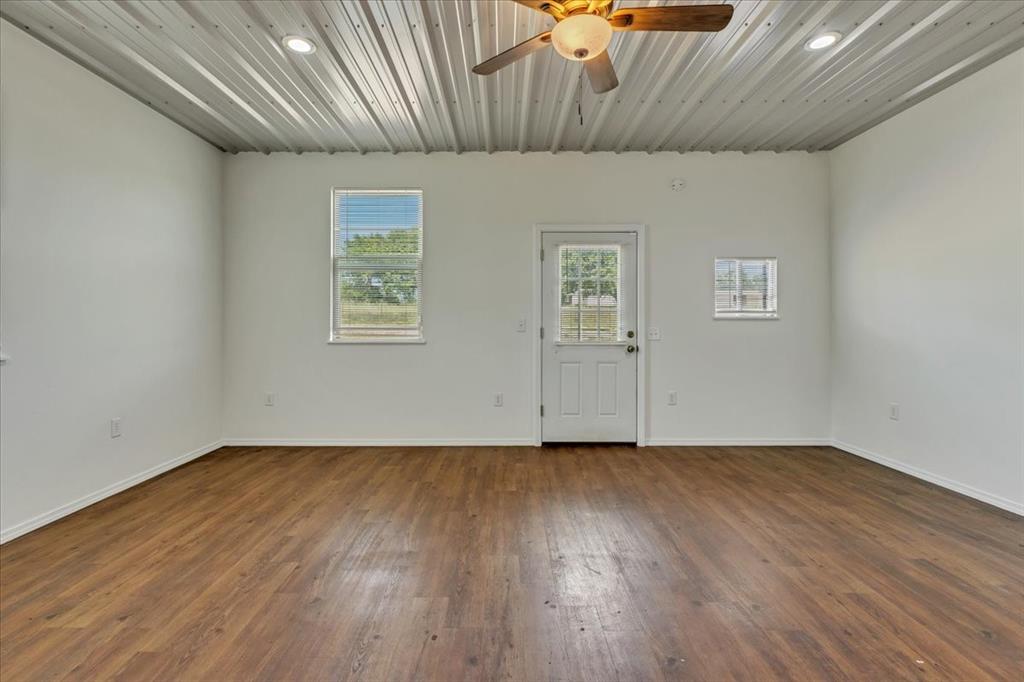 2273 County Road 1240 Property Photo 4