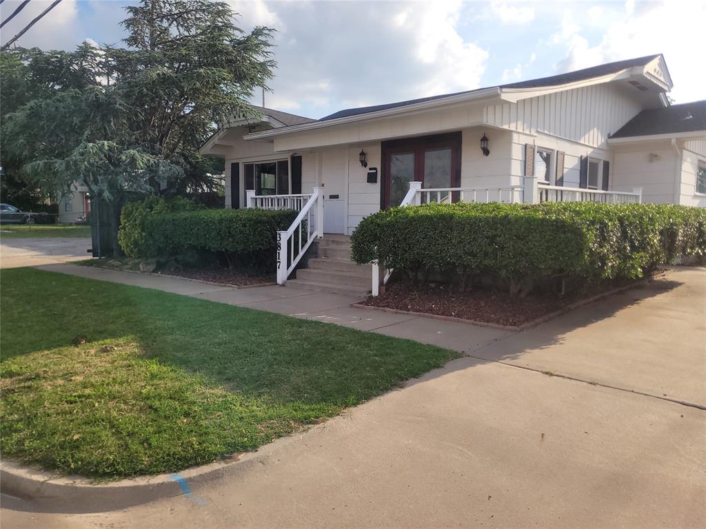 3817 N College Avenue Property Photo 1