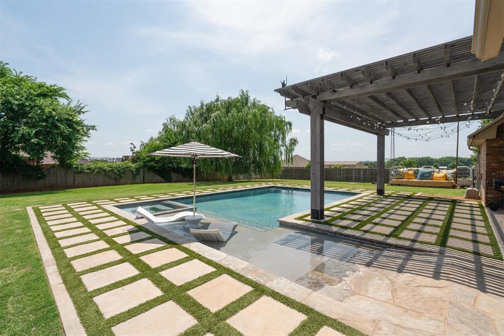 4622 Hollycrest Lane Property Photo