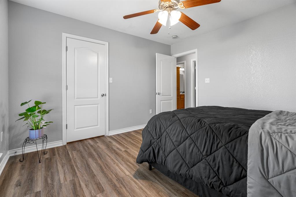 105 Glenbrook Drive Property Photo 16