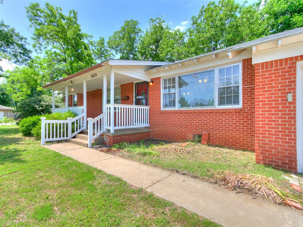 5015 S Shartel Avenue Property Photo 5