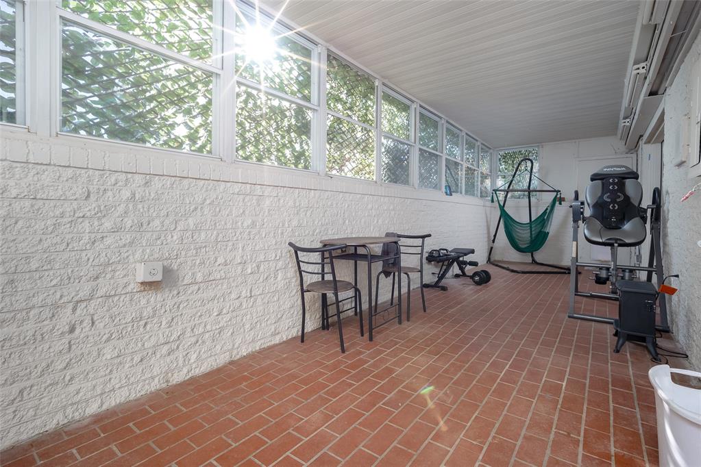 11000 Magnolia Park Property Photo 22