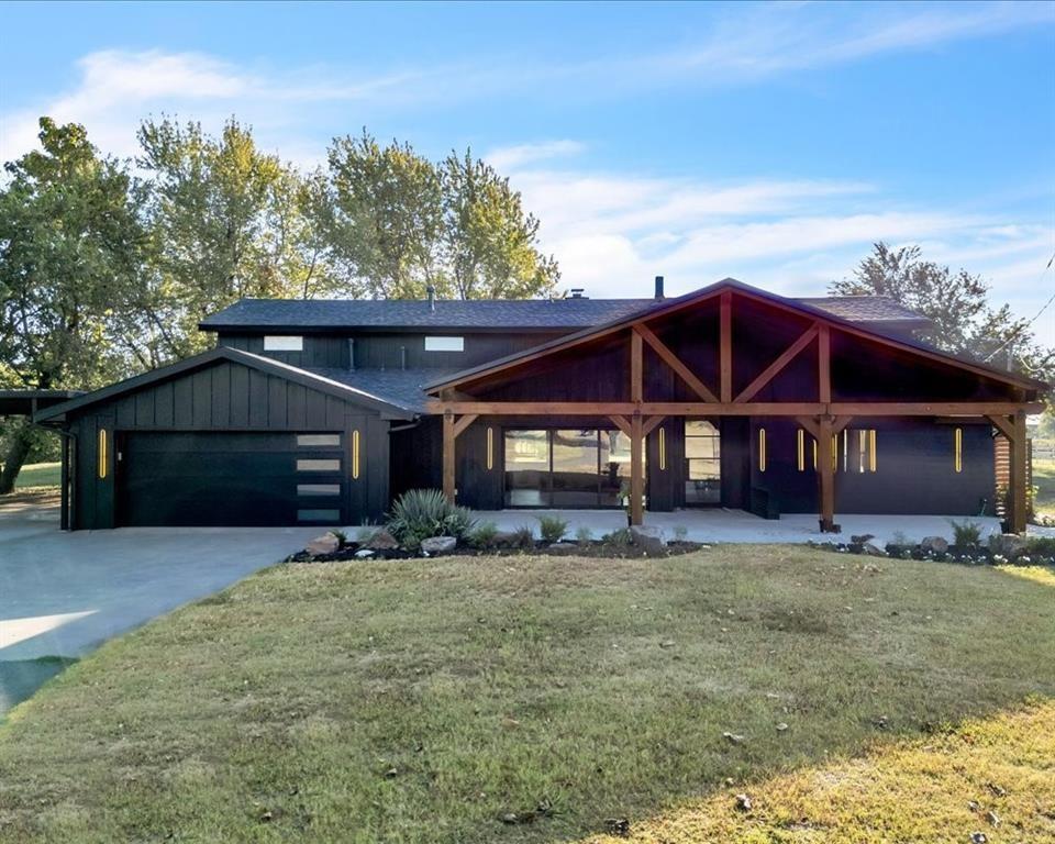21700 N Rockwell Avenue Property Photo