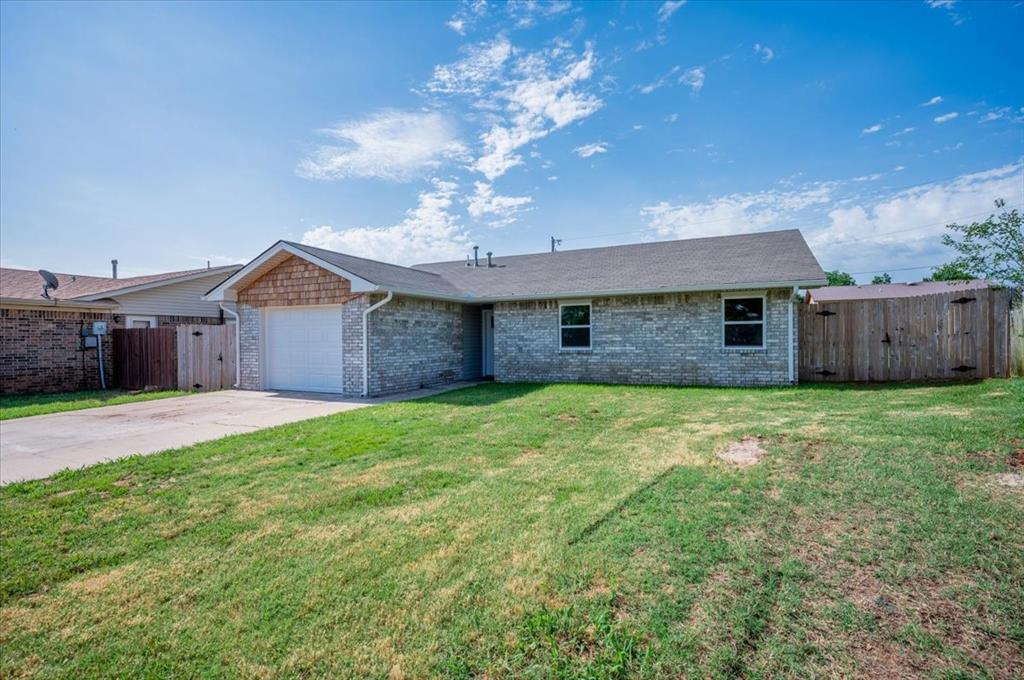 3005 Arizona Avenue Property Photo 2