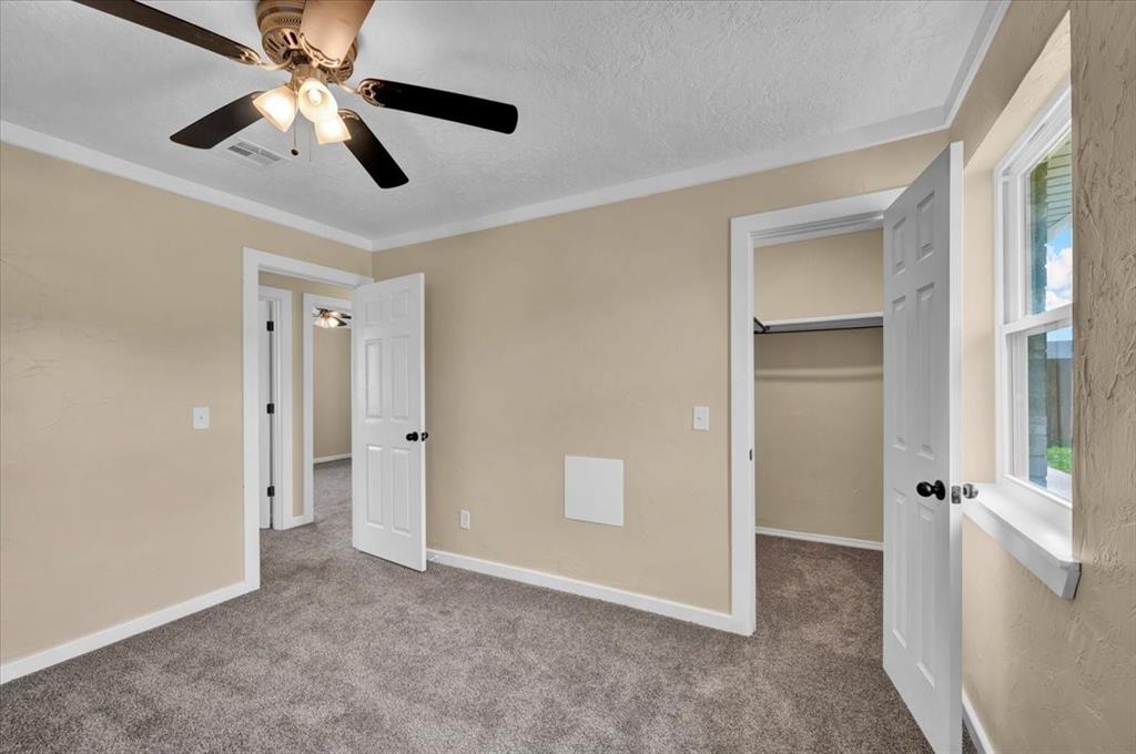 3005 Arizona Avenue Property Photo 19